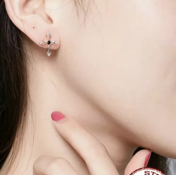 Rose gold cross with Onyx & Topaz earrings - Picture 6 of 6